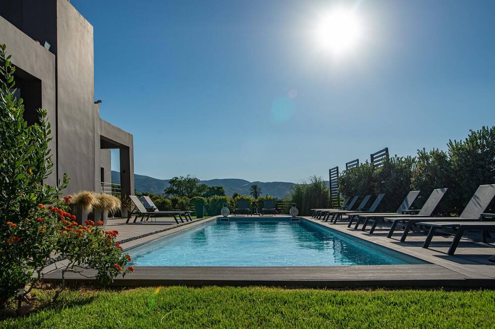 Photo of Outdoor in Alikianos