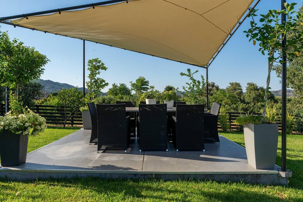 Photo of Outdoor in Alikianos