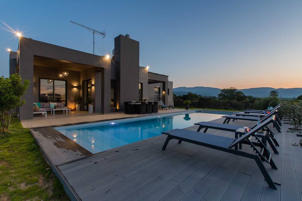 Photo of Outdoor in Alikianos