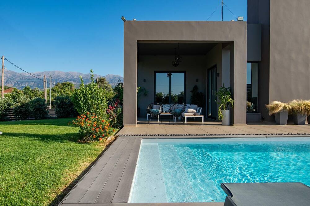 Photo of Outdoor in Alikianos