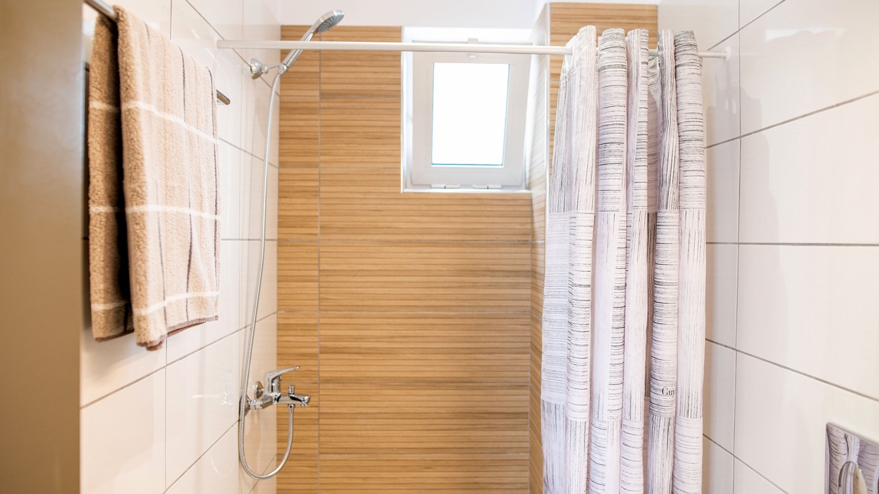 Photo of Bathroom in Lambi