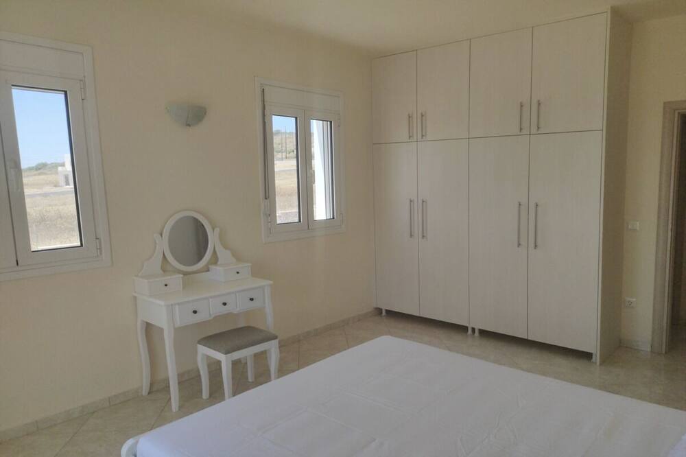 Photo of Bedroom in Lahania