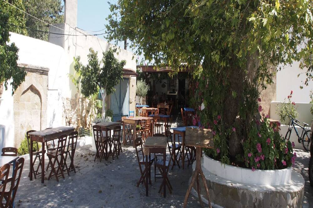 Photo of Outdoor in Lahania