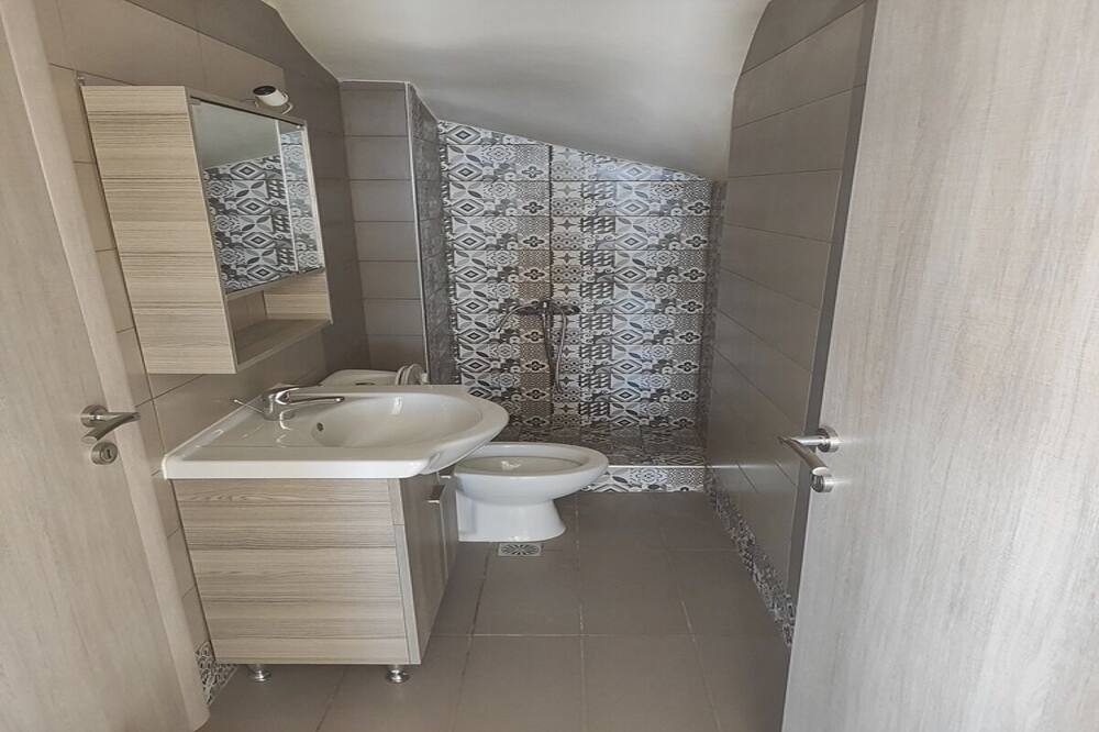 Photo of Bathroom in Lahania
