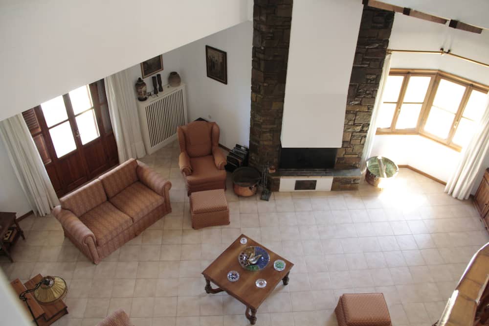 Photo of Livingroom in Amaliada