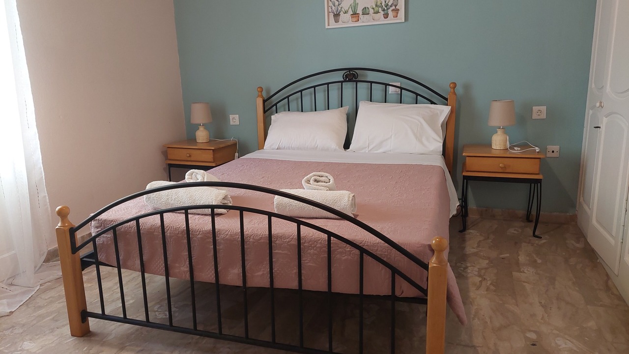 Photo of Bedroom in Melikia