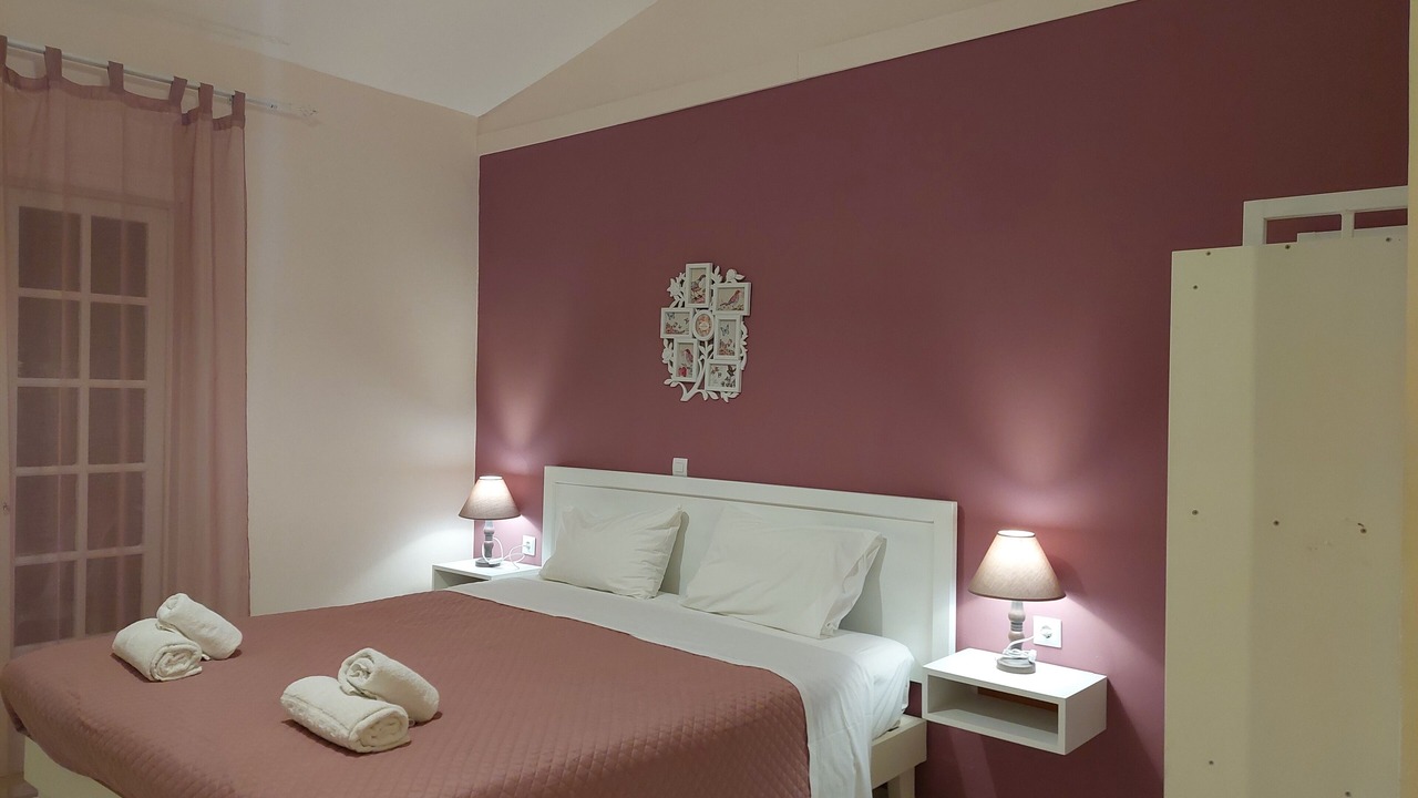 Photo of Bedroom in Melikia