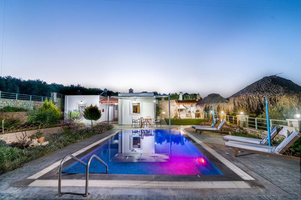 Photo of Outdoor in Pitsidia