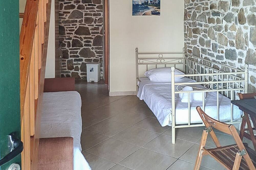 Photo of Bedroom in Myrina