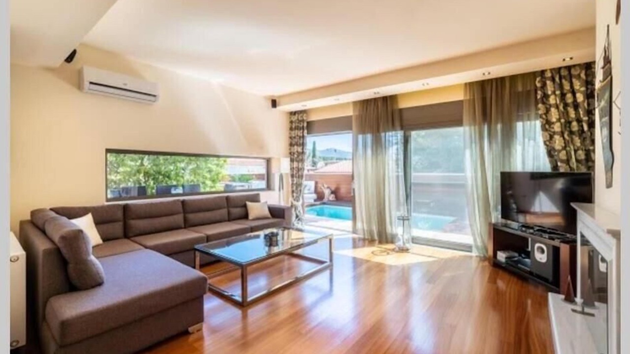 Photo of Livingroom in Markopoulo Mesogaias