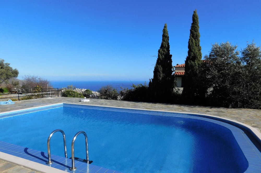 Photo of Outdoor in Kefalas