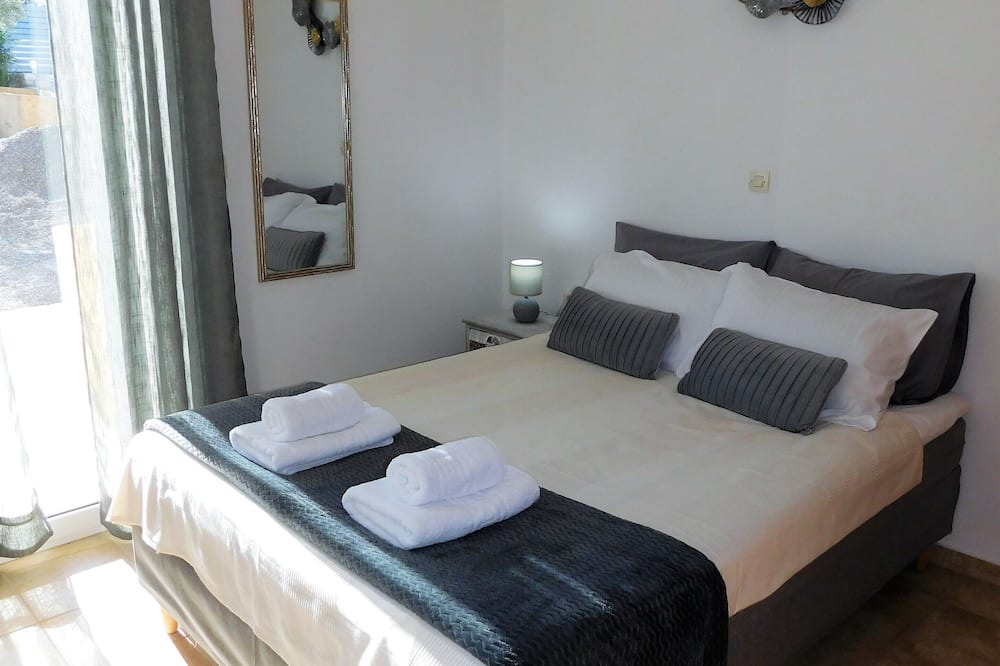 Photo of Bedroom in Kefalas
