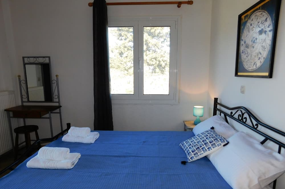 Photo of Bedroom in Kefalas