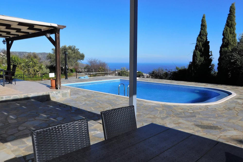 Photo of Outdoor in Kefalas
