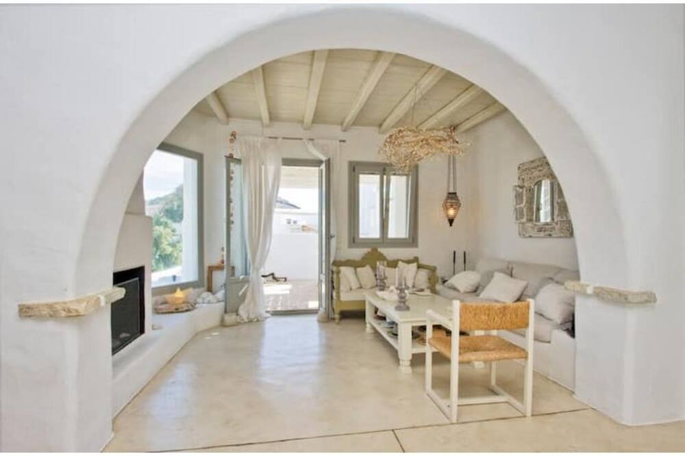Photo of Livingroom in Marpissa