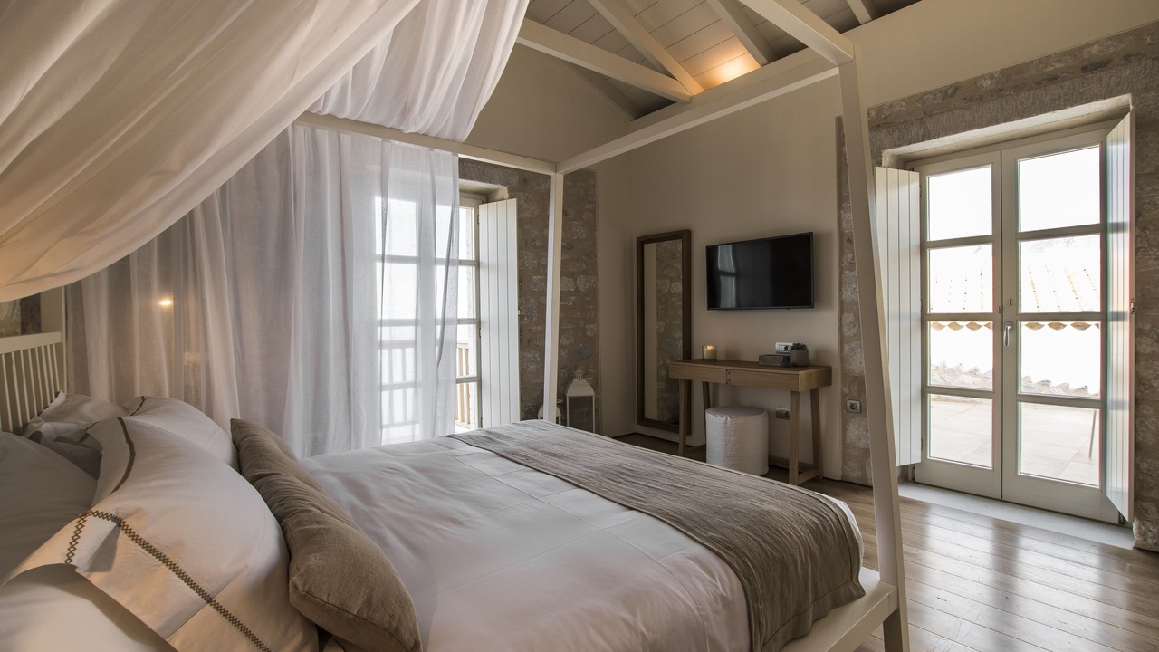 Photo of Bedroom in Omales