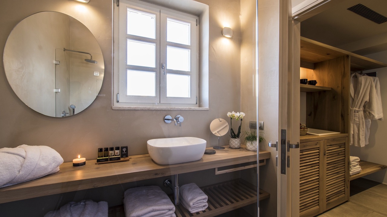 Photo of Bathroom in Omales