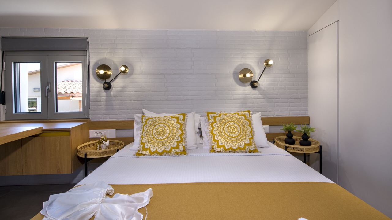 Photo of Bedroom in Alikianos