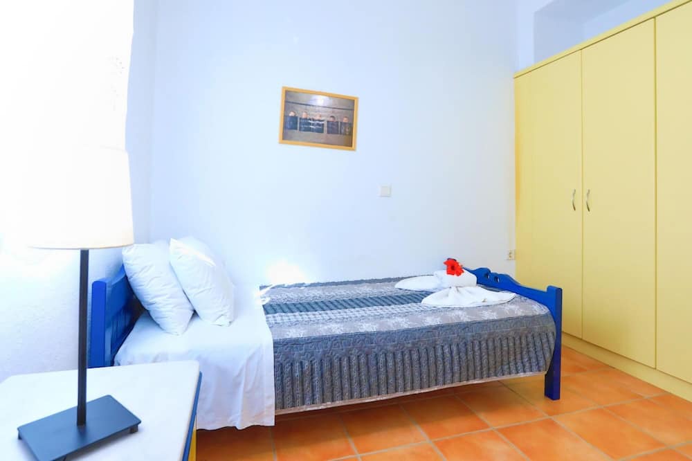 Photo of Bedroom in Katavolos