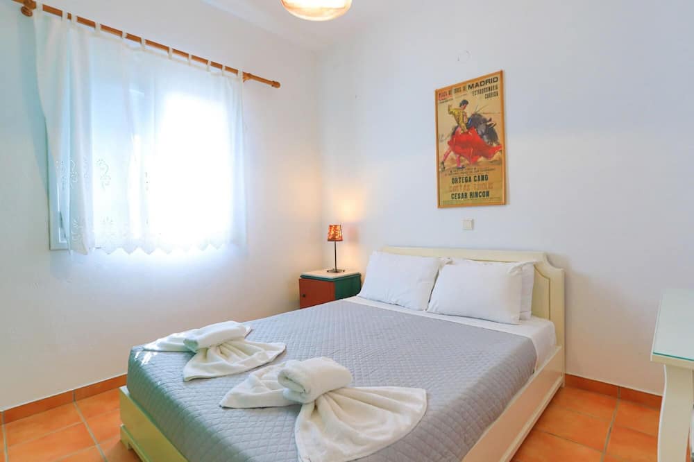 Photo of Bedroom in Katavolos