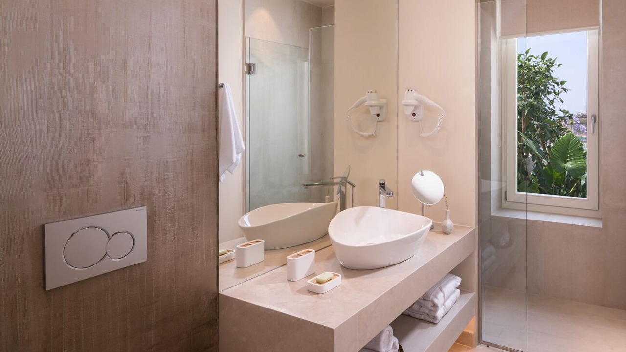Photo of Bathroom in Vourkari