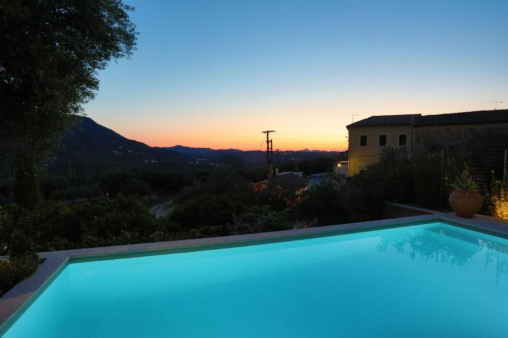 Photo of Outdoor in Achilleio