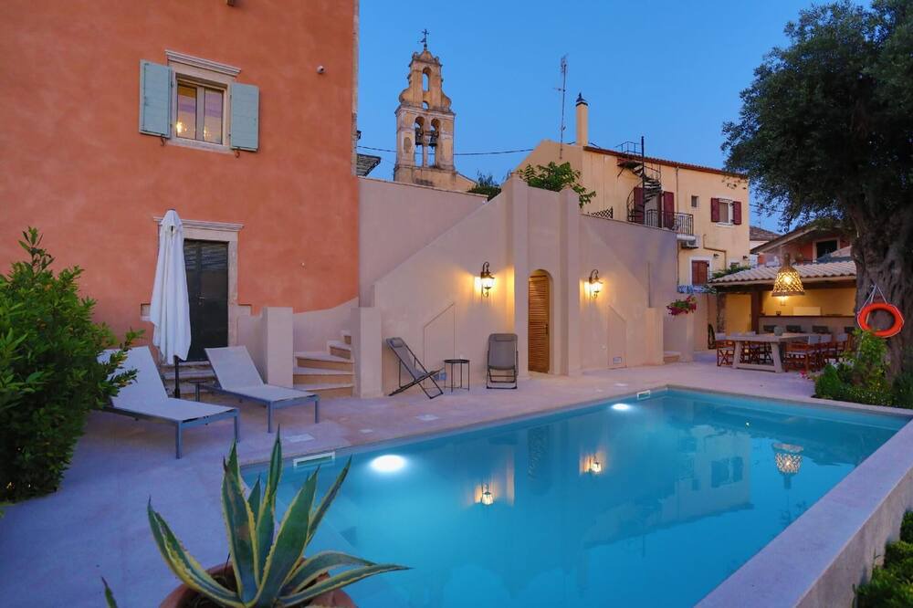 Photo of Outdoor in Achilleio