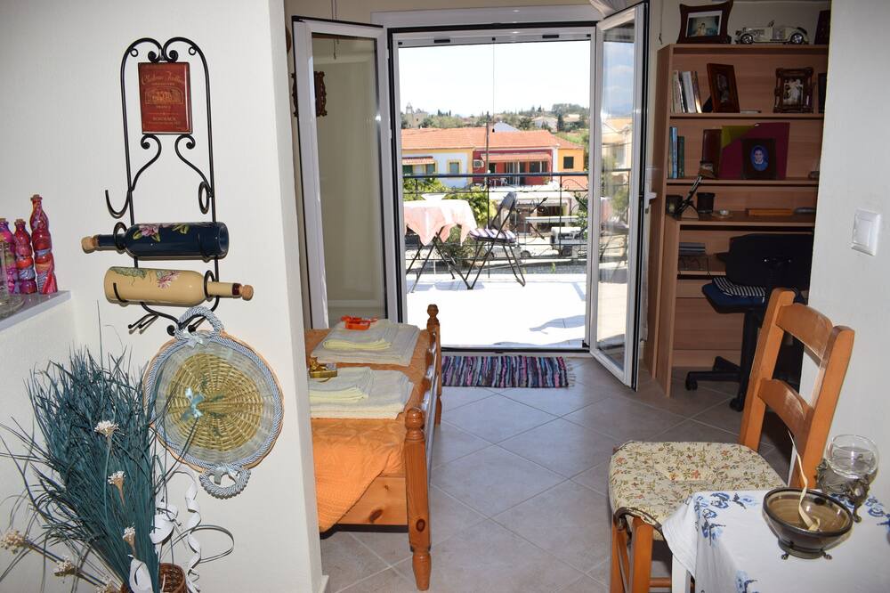 Photo of Bedroom in Melikia