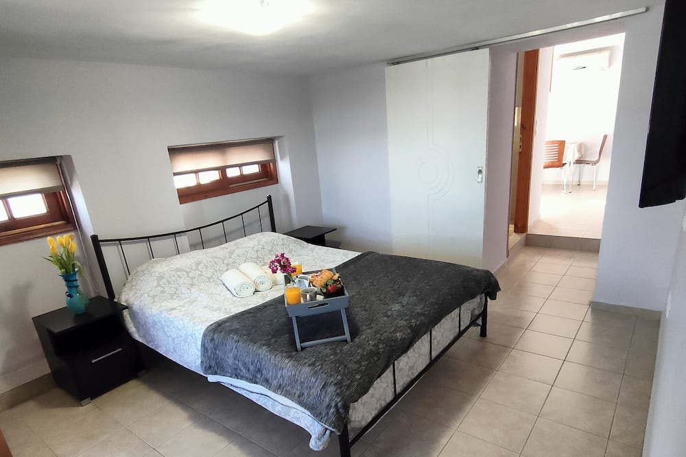 Photo of Bedroom in Mili