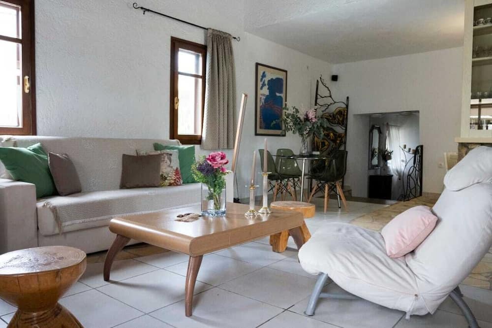 Photo of Bedroom in Tragilos