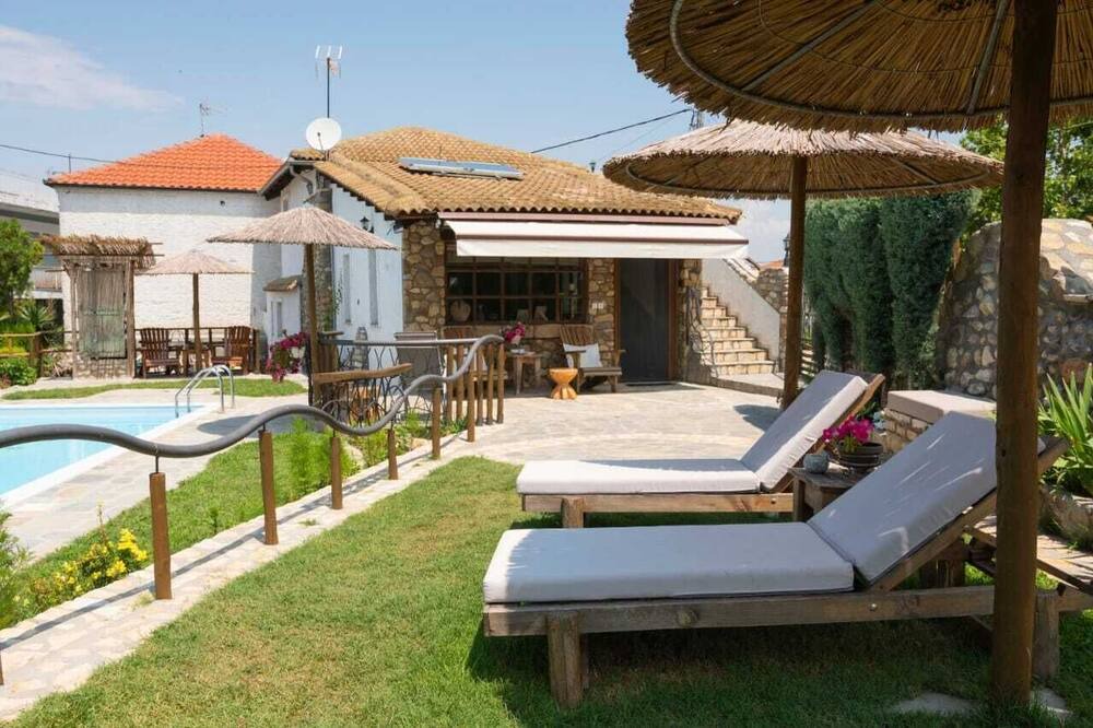 Photo of Outdoor in Tragilos