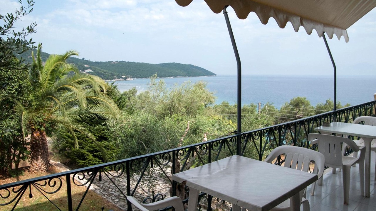 Photo of Patio Balcony in Apraos