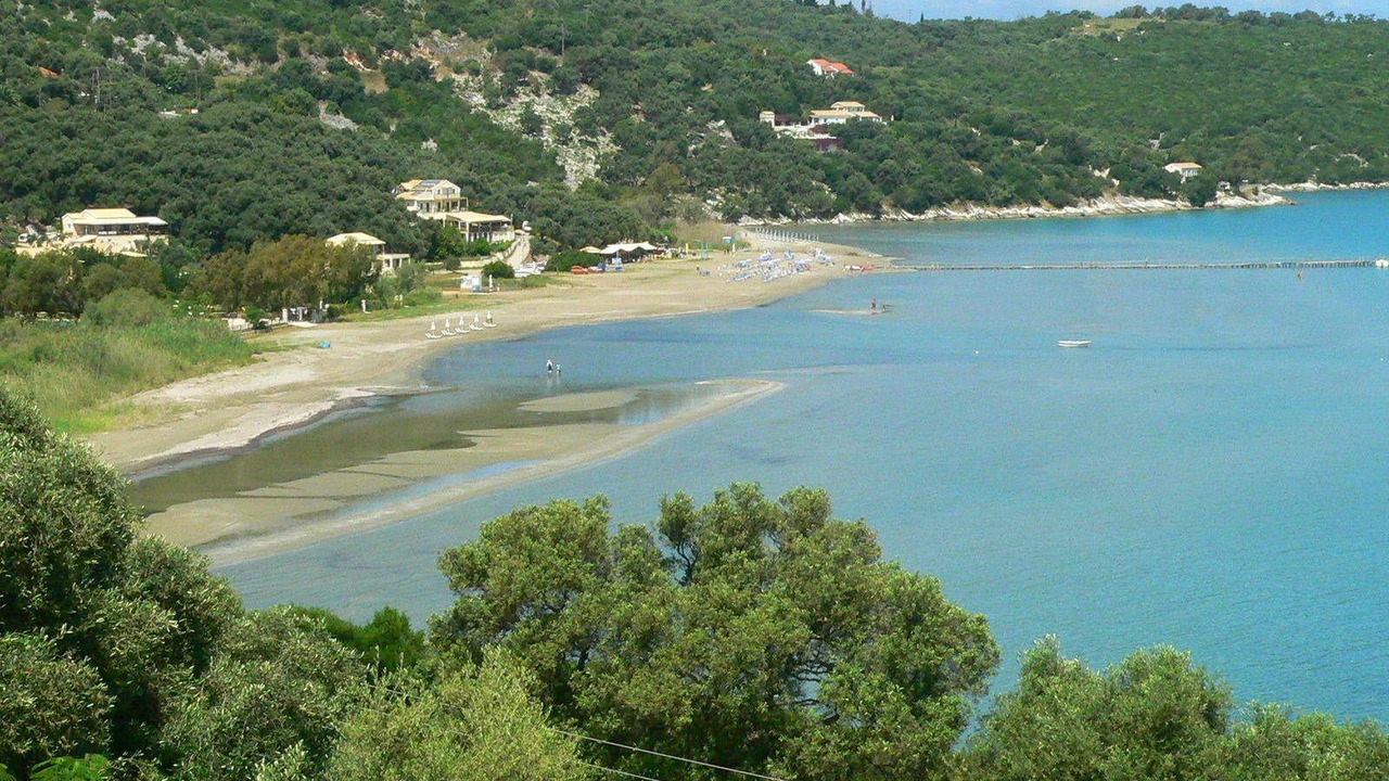 Photo of Others in Apraos
