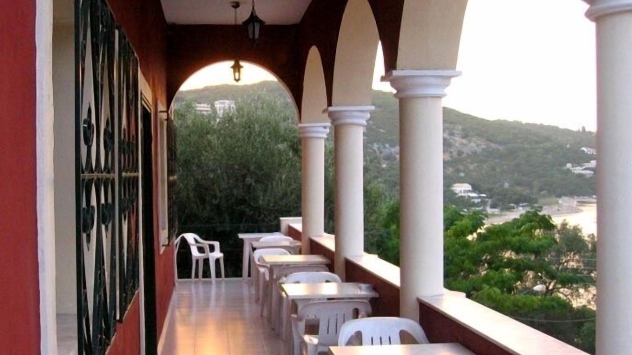 Photo of Patio Balcony in Apraos