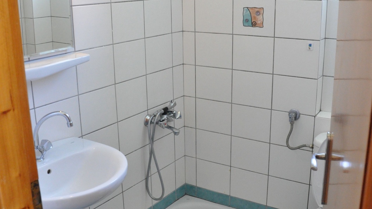 Photo of Bathroom in Sarakiniko