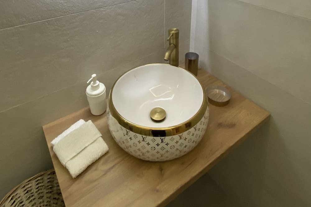 Photo of Bathroom in Paralia