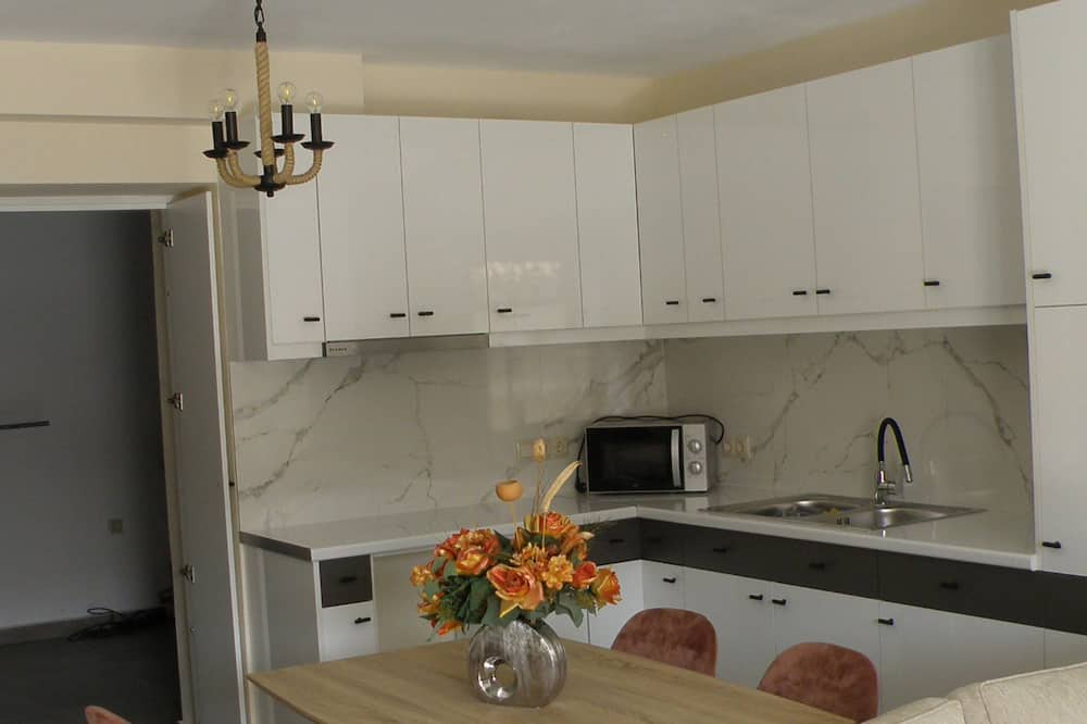 Photo of Kitchen in Mylopotamos