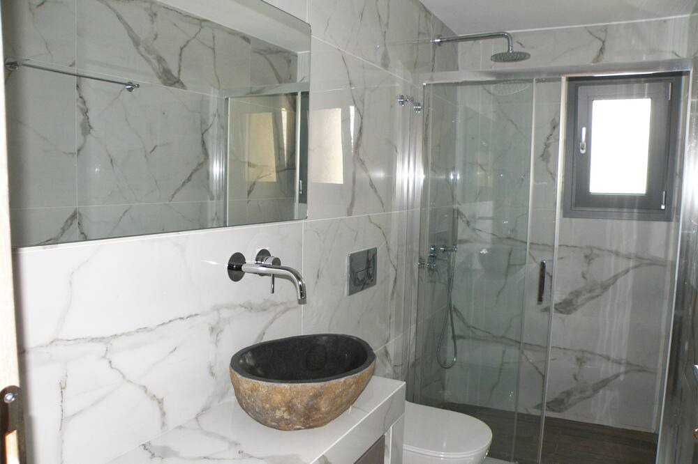 Photo of Bathroom in Mylopotamos