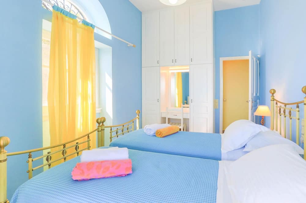 Photo of Bedroom in Katavolos