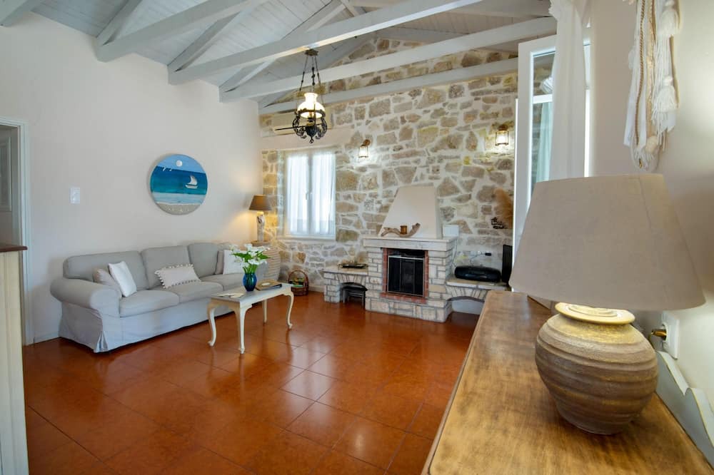 Photo of Livingroom in Vlachopoulatika