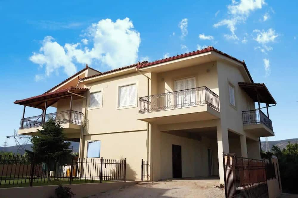 Photo of Outdoor in Kefalari