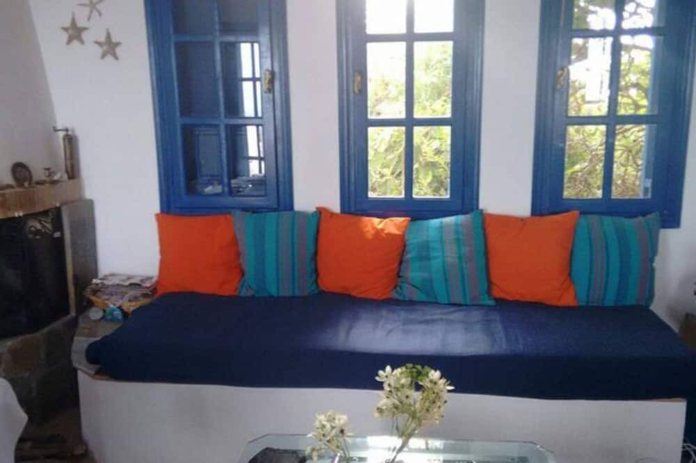 Photo of Livingroom in Sikinos
