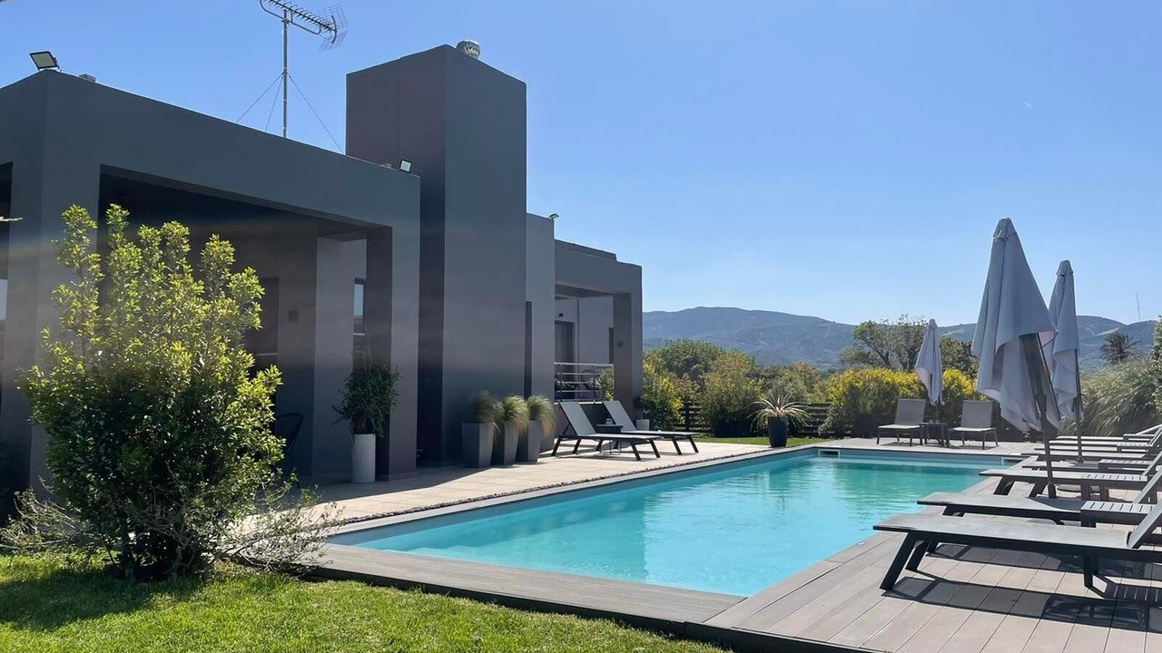 Photo of Outdoor in Alikianos
