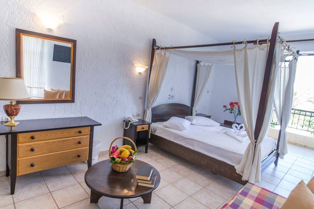 Photo of Bedroom in Platanes