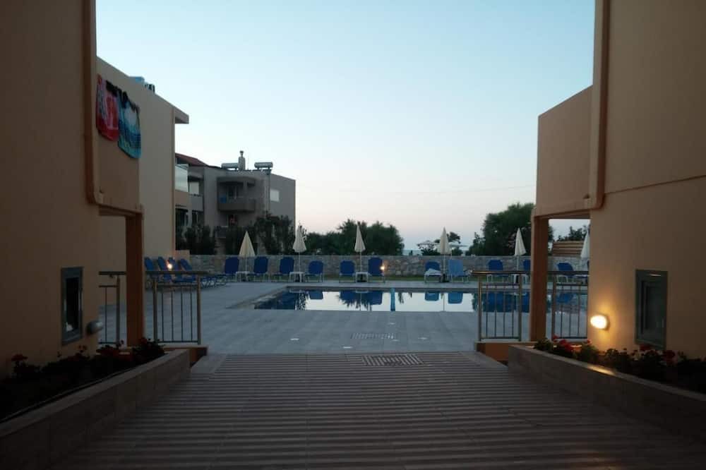 Photo of Outdoor in Gerani