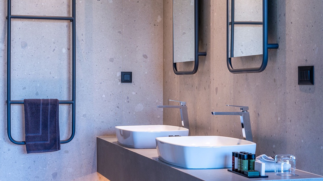 Photo of Bathroom in Aigio