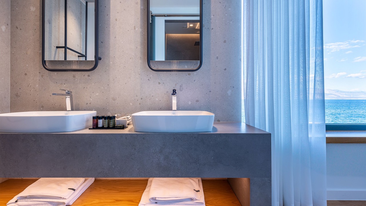 Photo of Bedroom in Aigio