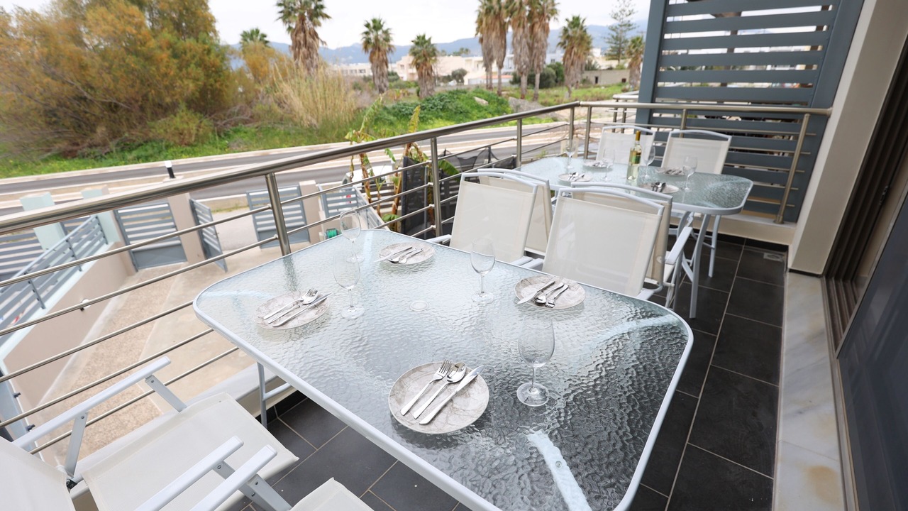 Photo of Patio Balcony in Lambi