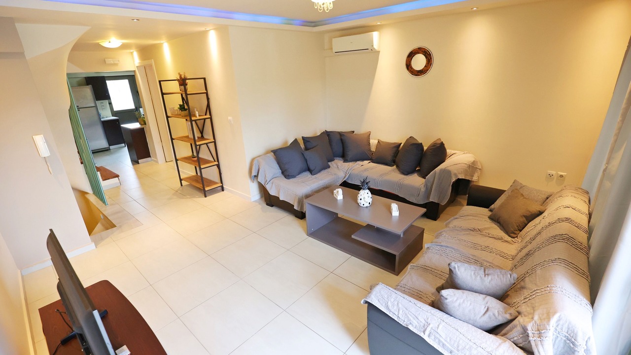 Photo of Patio Balcony in Lambi