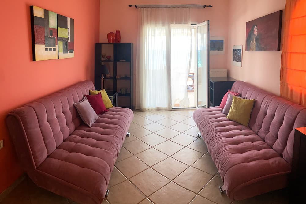 Photo of Livingroom in Corinthia Region
